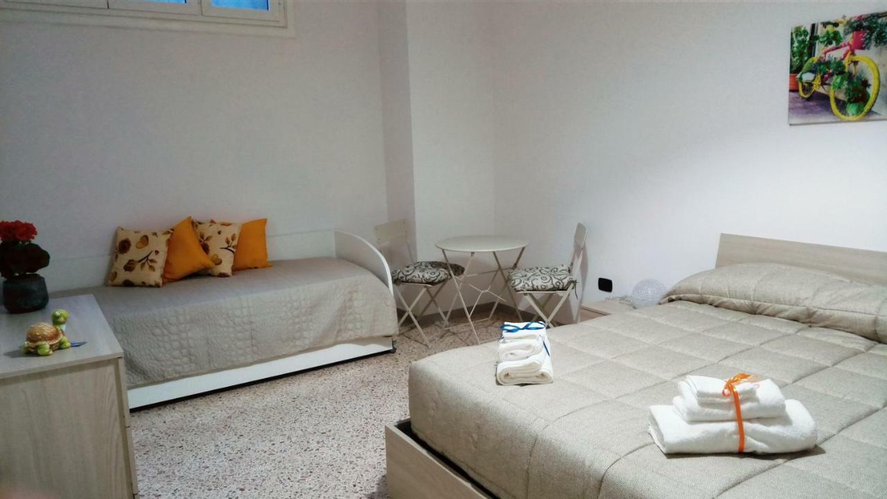 B&B Malaga Salerno Exterior foto